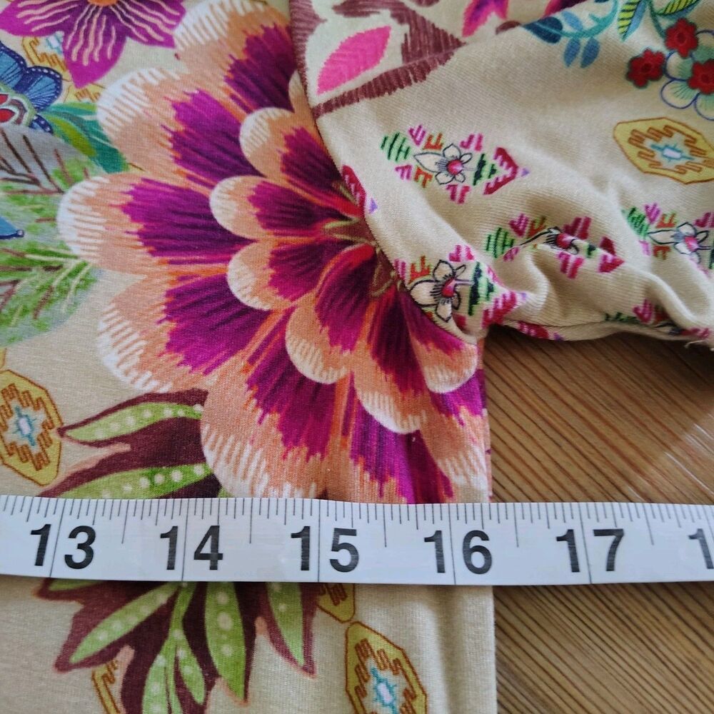 Johnny Was Zakis Top XS Boho Floral Paisley Art to Wear Multicolor Artsy Soft - Picture 5 of 7